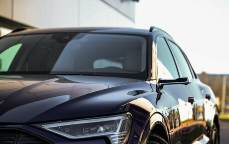 Audi e-tron I, 2021 год, 4 099 000 рублей, 2 фотография