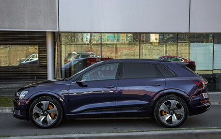 Audi e-tron I, 2021 год, 4 099 000 рублей, 8 фотография