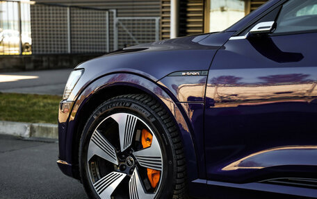 Audi e-tron I, 2021 год, 4 099 000 рублей, 9 фотография