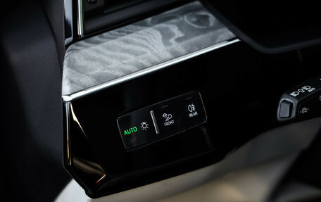 Audi e-tron I, 2021 год, 4 099 000 рублей, 26 фотография