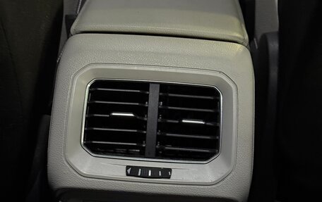 Volkswagen Tiguan II, 2017 год, 2 550 000 рублей, 16 фотография