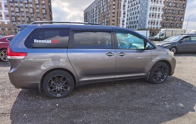 Toyota Sienna III, 2010 год, 2 000 000 рублей, 1 фотография