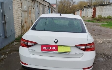 Skoda Superb III рестайлинг, 2018 год, 2 100 000 рублей, 4 фотография