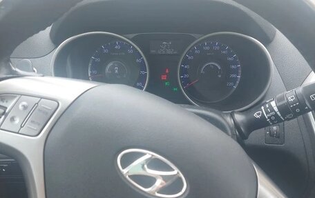 Hyundai ix35 I рестайлинг, 2012 год, 1 500 000 рублей, 2 фотография