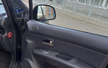 KIA Carens III (RP), 2007 год, 750 000 рублей, 8 фотография