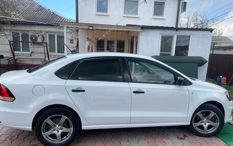 Volkswagen Polo VI (EU Market), 2018 год, 750 000 рублей, 4 фотография