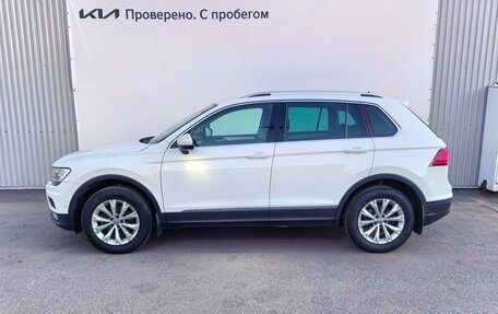 Volkswagen Tiguan II, 2017 год, 2 240 000 рублей, 3 фотография