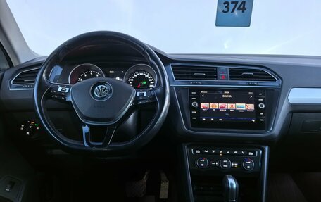 Volkswagen Tiguan II, 2017 год, 2 240 000 рублей, 11 фотография