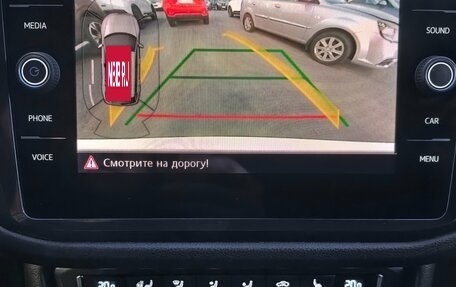 Volkswagen Tiguan II, 2017 год, 2 240 000 рублей, 15 фотография