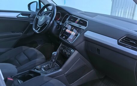 Volkswagen Tiguan II, 2017 год, 2 240 000 рублей, 22 фотография