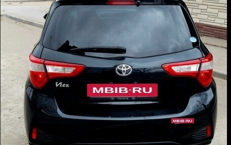 Toyota Vitz, 2018 год, 1 050 000 рублей, 8 фотография