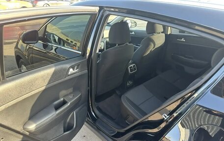 KIA Sportage IV рестайлинг, 2018 год, 2 120 000 рублей, 7 фотография