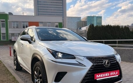 Lexus NX I, 2018 год, 3 800 000 рублей, 4 фотография
