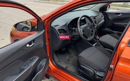 Hyundai Solaris II рестайлинг, 2021 год, 1 642 000 рублей, 13 фотография