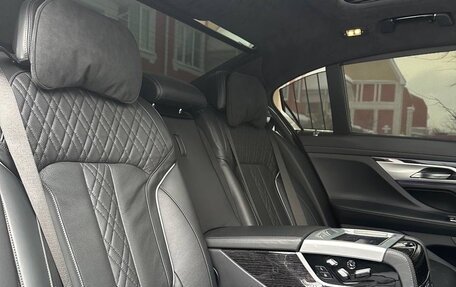 BMW 7 серия, 2020 год, 9 000 000 рублей, 2 фотография