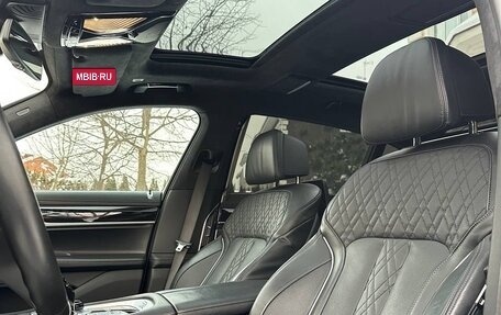 BMW 7 серия, 2020 год, 9 000 000 рублей, 6 фотография