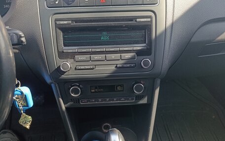 Volkswagen Polo VI (EU Market), 2012 год, 750 000 рублей, 13 фотография