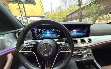 Mercedes-Benz E-Класс, 2021 год, 4 800 000 рублей, 3 фотография