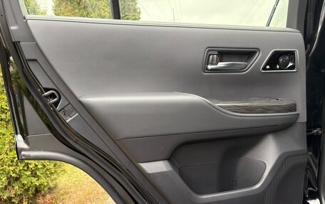 Toyota Land Cruiser, 2025 год, 14 990 000 рублей, 26 фотография