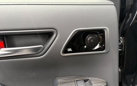 Toyota Land Cruiser, 2025 год, 14 990 000 рублей, 24 фотография