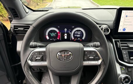 Toyota Land Cruiser, 2025 год, 14 990 000 рублей, 33 фотография