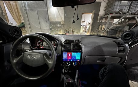 Hyundai Accent II, 2006 год, 310 000 рублей, 13 фотография