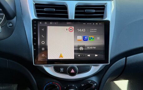 Hyundai Solaris II рестайлинг, 2015 год, 1 170 000 рублей, 17 фотография