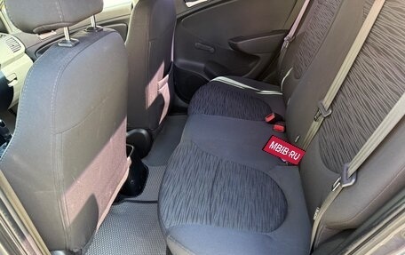 Hyundai Solaris II рестайлинг, 2015 год, 1 170 000 рублей, 13 фотография