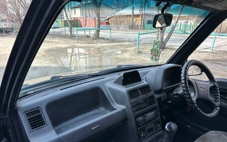 Suzuki Escudo III, 1994 год, 240 000 рублей, 9 фотография