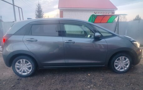 Honda Fit, 2020 год, 1 250 000 рублей, 3 фотография