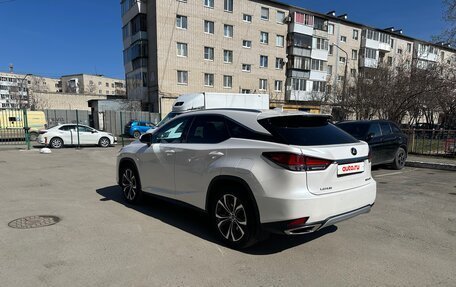Lexus RX IV рестайлинг, 2020 год, 5 250 000 рублей, 6 фотография