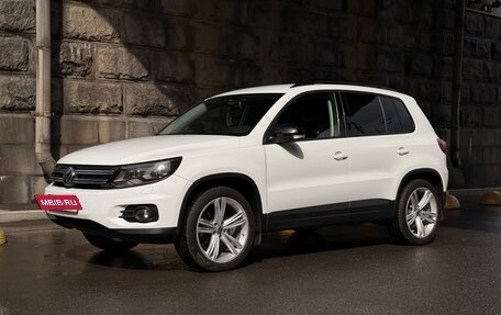 Volkswagen Tiguan I, 2014 год, 1 390 000 рублей, 2 фотография