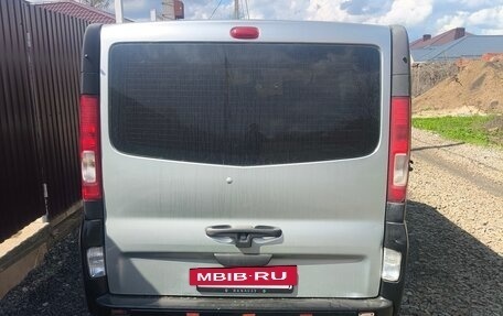 Renault Trafic, 2010 год, 900 000 рублей, 9 фотография