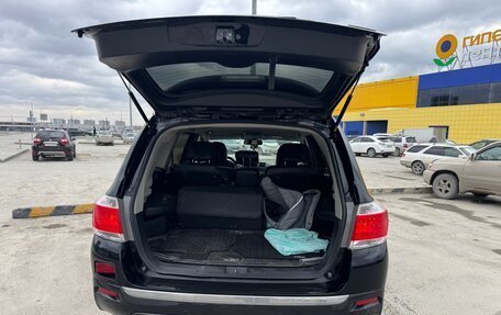 Toyota Highlander III, 2013 год, 2 200 000 рублей, 5 фотография