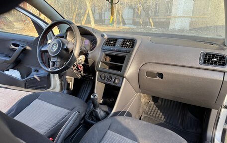 Volkswagen Polo VI (EU Market), 2012 год, 260 000 рублей, 10 фотография