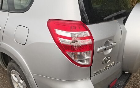 Toyota RAV4, 2011 год, 1 100 000 рублей, 5 фотография