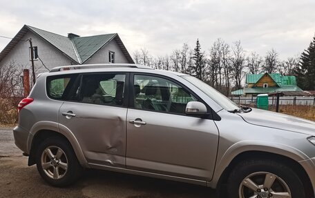 Toyota RAV4, 2011 год, 1 100 000 рублей, 8 фотография
