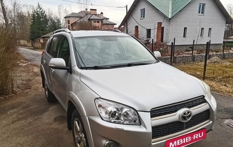 Toyota RAV4, 2011 год, 1 100 000 рублей, 10 фотография