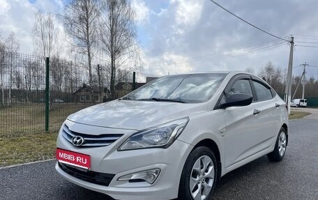 Hyundai Solaris II рестайлинг, 2014 год, 950 000 рублей, 1 фотография