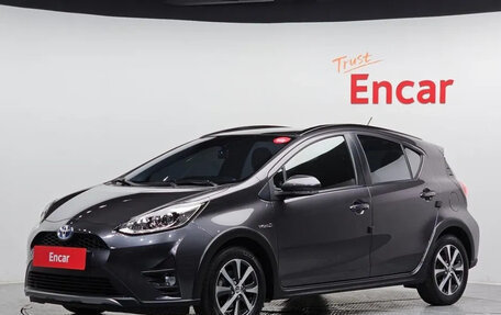 Toyota Prius c I, 2020 год, 1 540 000 рублей, 1 фотография