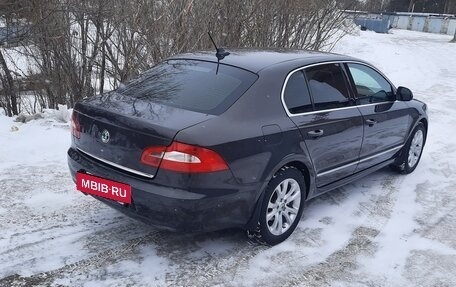 Skoda Superb III рестайлинг, 2009 год, 980 000 рублей, 1 фотография