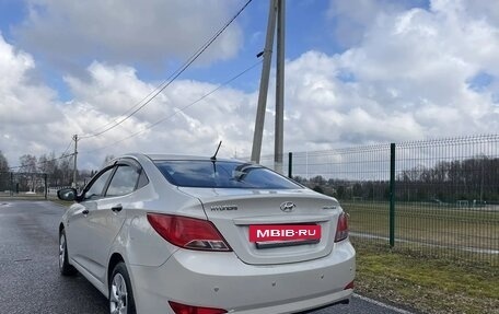 Hyundai Solaris II рестайлинг, 2014 год, 950 000 рублей, 5 фотография