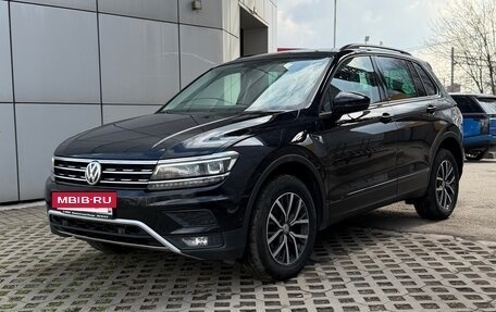 Volkswagen Tiguan II, 2019 год, 2 430 000 рублей, 2 фотография