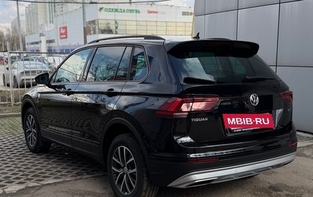 Volkswagen Tiguan II, 2019 год, 2 430 000 рублей, 5 фотография