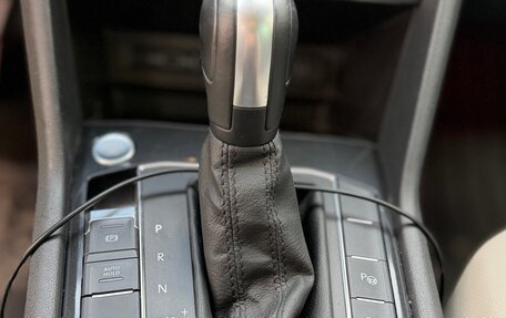 Volkswagen Tiguan II, 2019 год, 2 430 000 рублей, 16 фотография