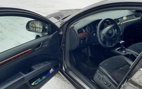 Skoda Superb III рестайлинг, 2009 год, 980 000 рублей, 4 фотография