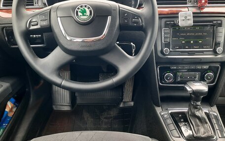 Skoda Superb III рестайлинг, 2009 год, 980 000 рублей, 15 фотография