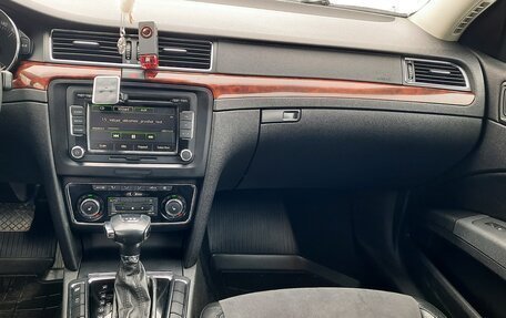 Skoda Superb III рестайлинг, 2009 год, 980 000 рублей, 13 фотография