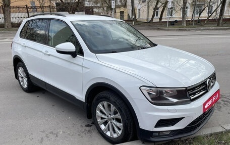 Volkswagen Tiguan II, 2018 год, 1 950 000 рублей, 1 фотография