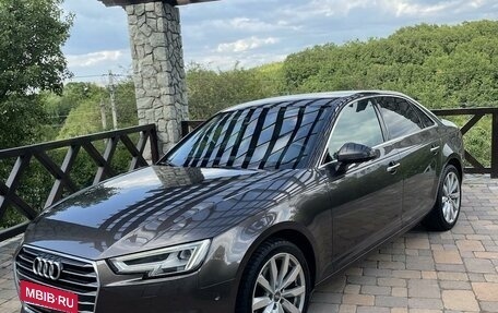 Audi A4, 2017 год, 2 490 000 рублей, 1 фотография